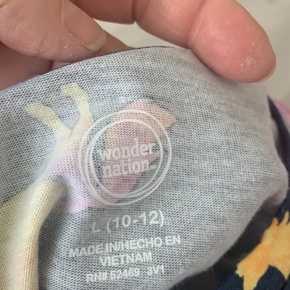 Matching Sets / Shorts - Picture 6 of 7